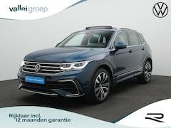 Volkswagen Tiguan - 1.4 TSI eHybrid 245 pk DSG R-Line | Panoramadak | Adaptief onderstel | 360 Camera | IQ Lig