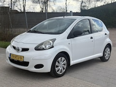 Toyota Aygo - 1.0-12V Access INC NIEUW APK RIJD SCHAKELT GOED