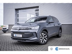 Volkswagen Tiguan - 1.5 eTSI 150PK DSG Life | Achteruitrijcamera | Dodehoekdetectie met correctie | Trekhaak e