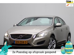 Volvo S60 - 1.6 T3 Momentum | 2013 | Leder | Navigatie |