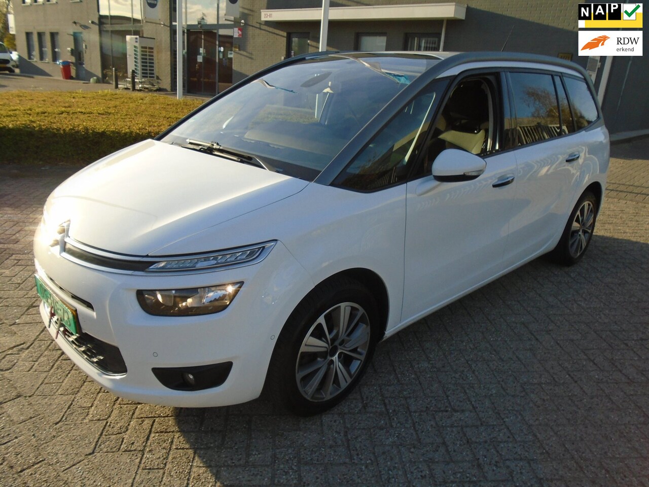 Citroën Grand C4 Picasso - 1.2 PureTech Business 1.2 PureTech Business Nieuwe Apk - AutoWereld.nl