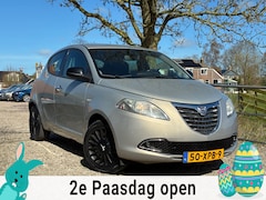 Lancia Y(psilon) - Ypsilon 0.9 TwinAir Platinum | Airco + Navi nu € 4.975,