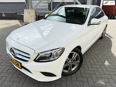 Mercedes-Benz C-klasse - 200 Business Solution AMG*Automaat*CarPlay*Cruise*Camera*StoelVerwarming*Velgen