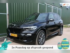 BMW X5 - XDrive45e High Executive, M-SPORT, LEER, NAVI, PANORAMADAK, CAMERA, 20 INCH BREEDTE SET NI