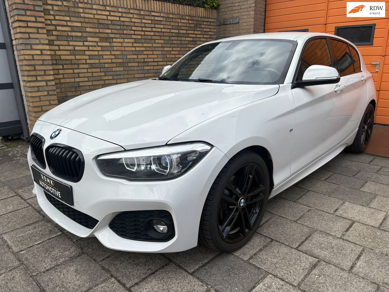 BMW 1-serie - 118i Edition M Sport Shadow High Executive 118i Edition M Sport Shadow High Executive - AutoWereld.nl