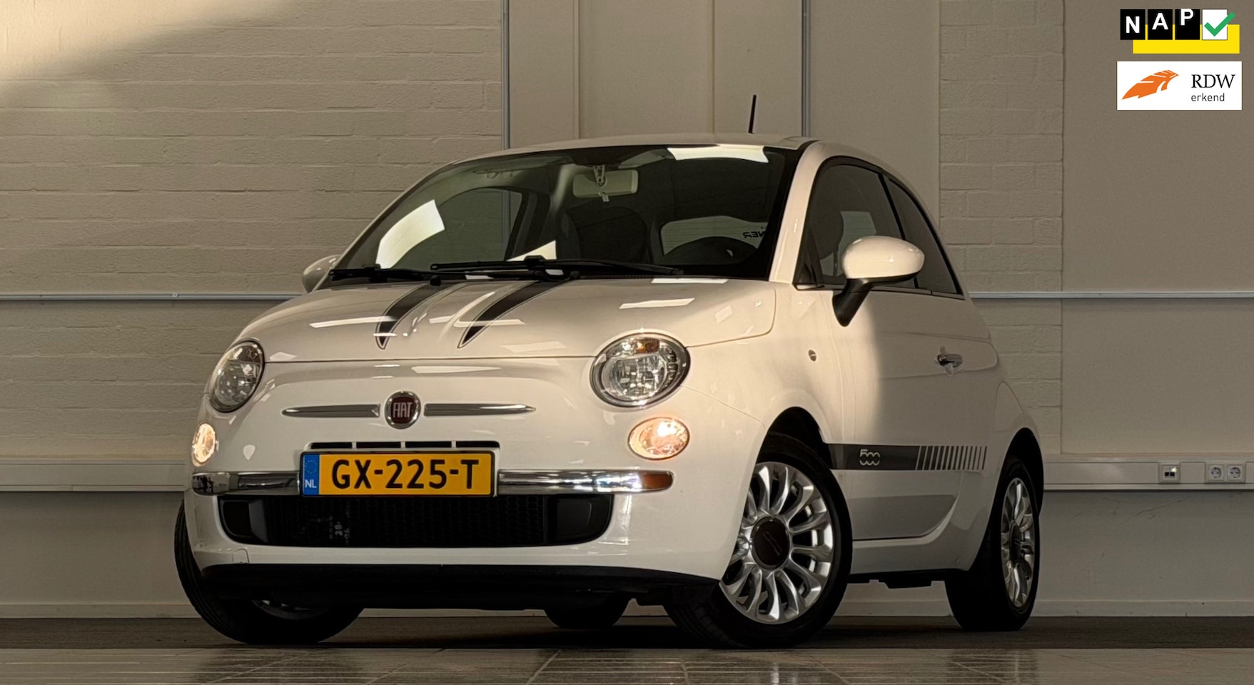 Fiat 500 - 0.9 TwinAir Turbo Easy Apple carplay Android auto 3e Eigenaar - AutoWereld.nl