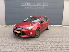 Ford Focus Wagon - 1.6 TDCI Titanium Rood | Trekhaak | All Season