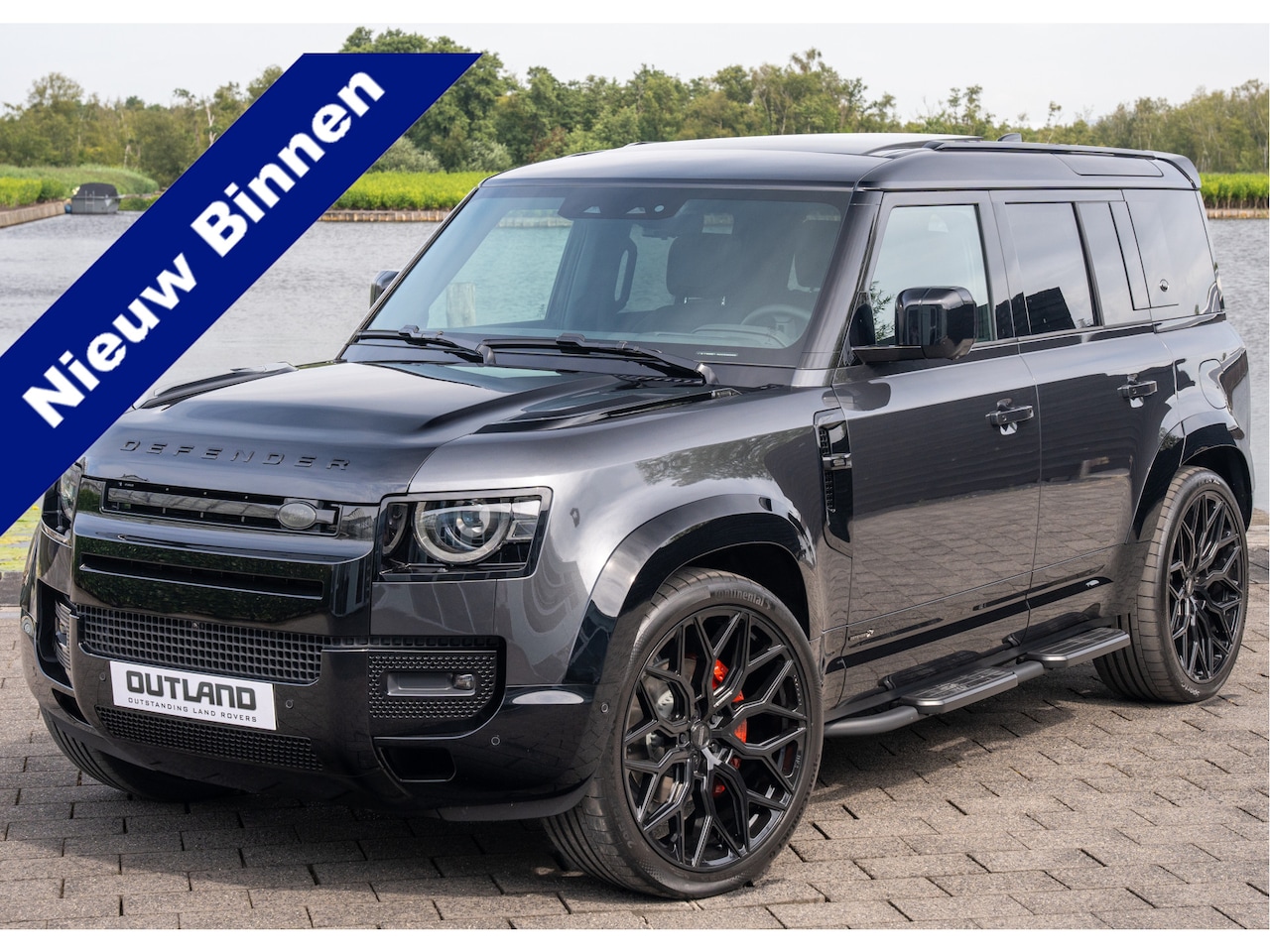 Land Rover Defender 110 - P400e X | Unieke 'X' versie | 24 inch Vossen | Urban | 3 jaar garantie | - AutoWereld.nl