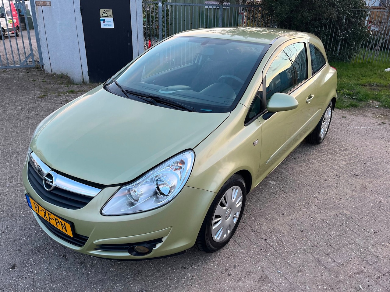 Opel Corsa - 1.2-16V Enjoy 3D| Airco |52.794km NAP | Nwe APK - AutoWereld.nl