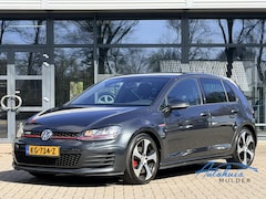 Volkswagen Golf - 2.0 TSI GTI Performance | DSG | Navi | Trekhaak | Led | Stoelverwarming | 1e Eigenaar