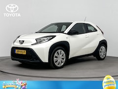 Toyota Aygo X - 1.0 VVT-i MT Play | Apple Carplay / Android Auto | Parkeercamera | Adaptive Cruisecontrol