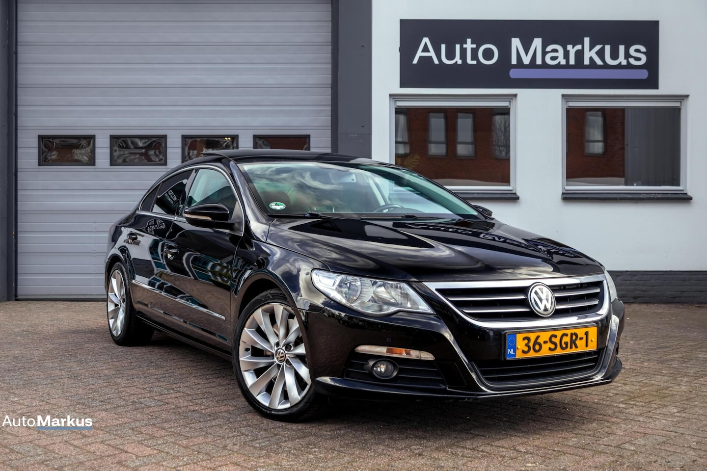 Volkswagen Passat CC - 3.6 V6 FSI 4Motion|Pano|DCC|Leder|Stoelverwarming - AutoWereld.nl