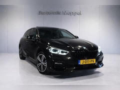 BMW 1-serie - 118i Sport Line | LED | Harman/Kardon | Panoramadak |