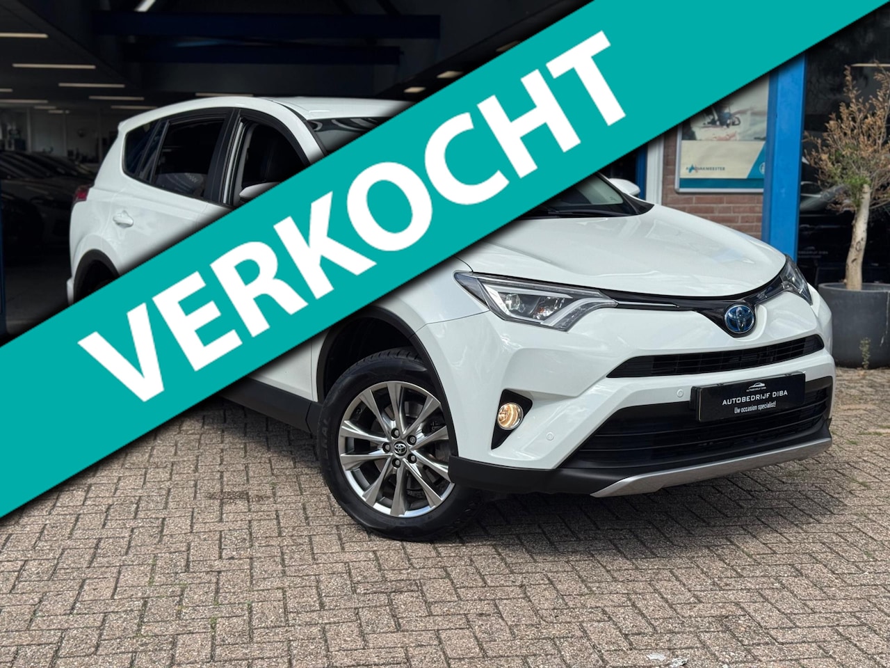 Toyota RAV4 - 2.5 Hybrid AWD Style 2016 AUT NAVI CLIMA TREKH - AutoWereld.nl