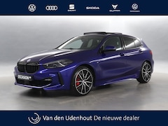 BMW 1-serie - 120i 178pk Executive Automaat / Navigatie / Panoramadak / Stoelverwarming