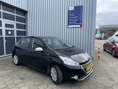 Peugeot 208 - 1.2 VTi Active Nette auto