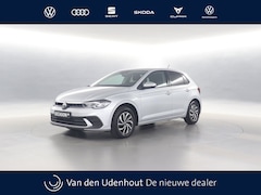 Volkswagen Polo - 1.0 TSI 95pk Life Edition / Navigatie / Keyless / Stoelverwarming / Camera