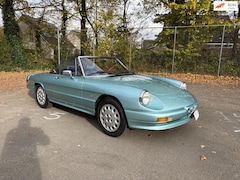 Alfa Romeo Spider - 2.0 Veloce, NL auto, 2 Solex carburateurs, origineel geleverd met Zender bodykit, recent o