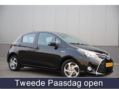 Toyota Yaris - 1.5 Hybrid 5drs Automaat/Cruise/Navigatie/Camera/LED
