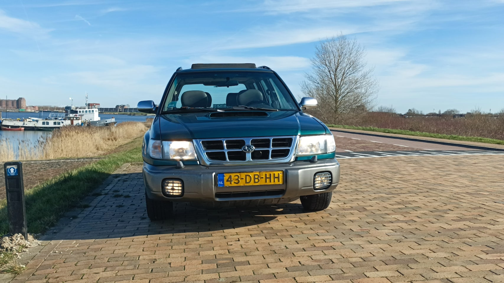 Subaru Forester - 2.0 AWD S-Turbo basis Forester S-turbo EMS STi 270 pk - AutoWereld.nl