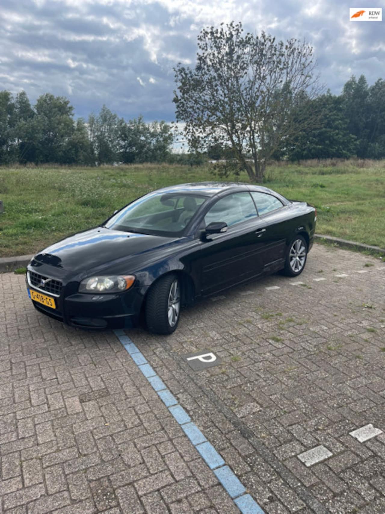 Volvo C70 Convertible - 2.4i Summum 2.4i 170pk Summum, Automaat, Leder, Xenon, El. Verst+Verw stoelen, Nw APK,Youngtimer Bijte - AutoWereld.nl