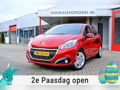 Peugeot 208 - 1.2 PureTech Signature 5-drs *29.600km* Navi|1e Eig|Airco|Cruise