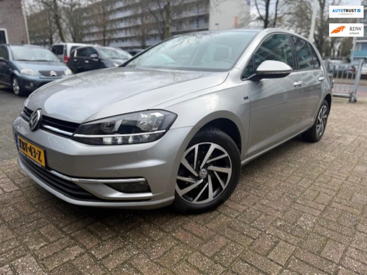 Volkswagen Golf - 1.0 TSI Join Navi/camera/Digitaal Display/Add Cruise - AutoWereld.nl