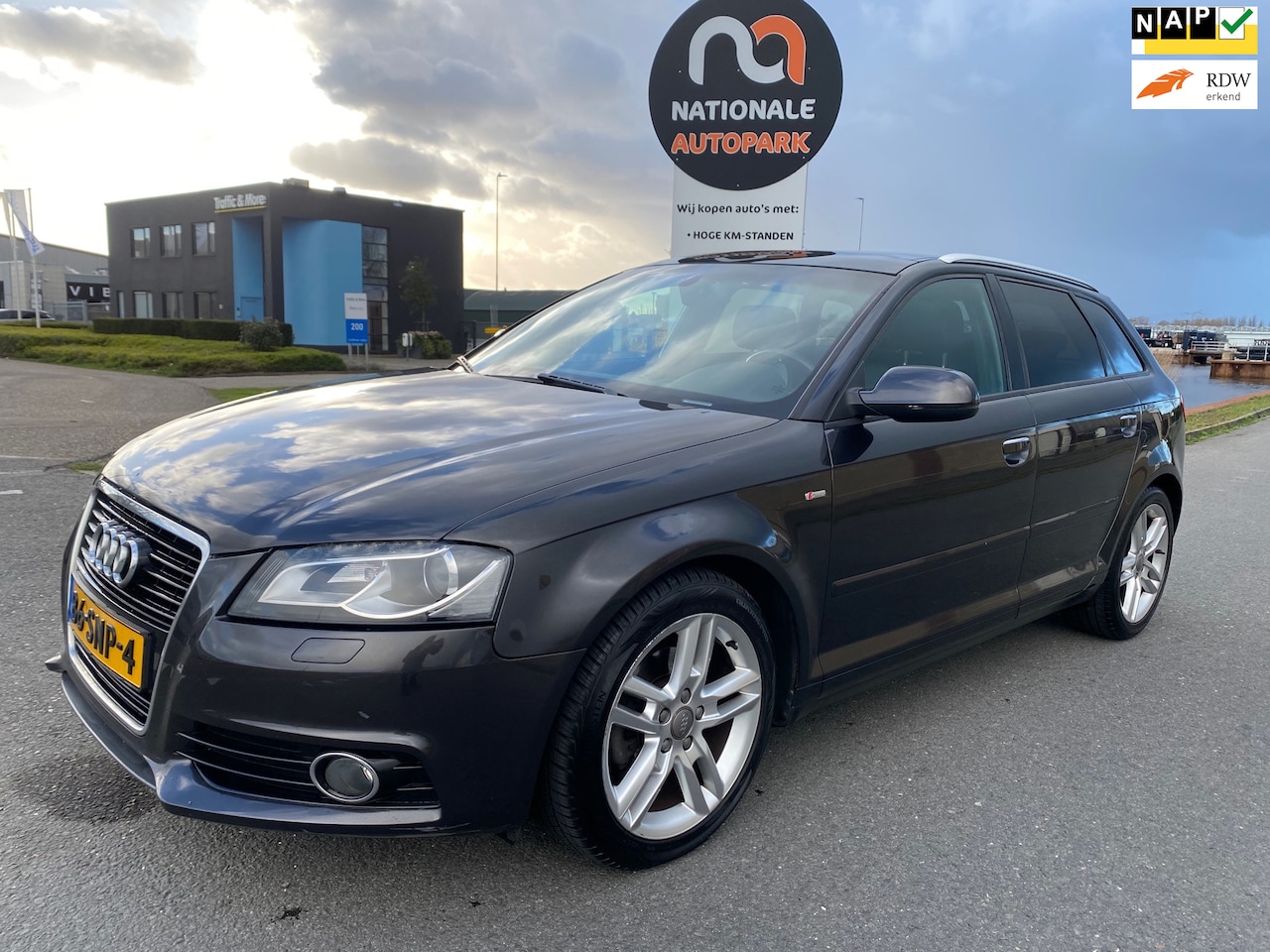 Audi A3 Sportback - 2011 * 1.4 TFSI Ambition Pro Line S * PANO DAK * EURO 5 * APK * 125PK - AutoWereld.nl