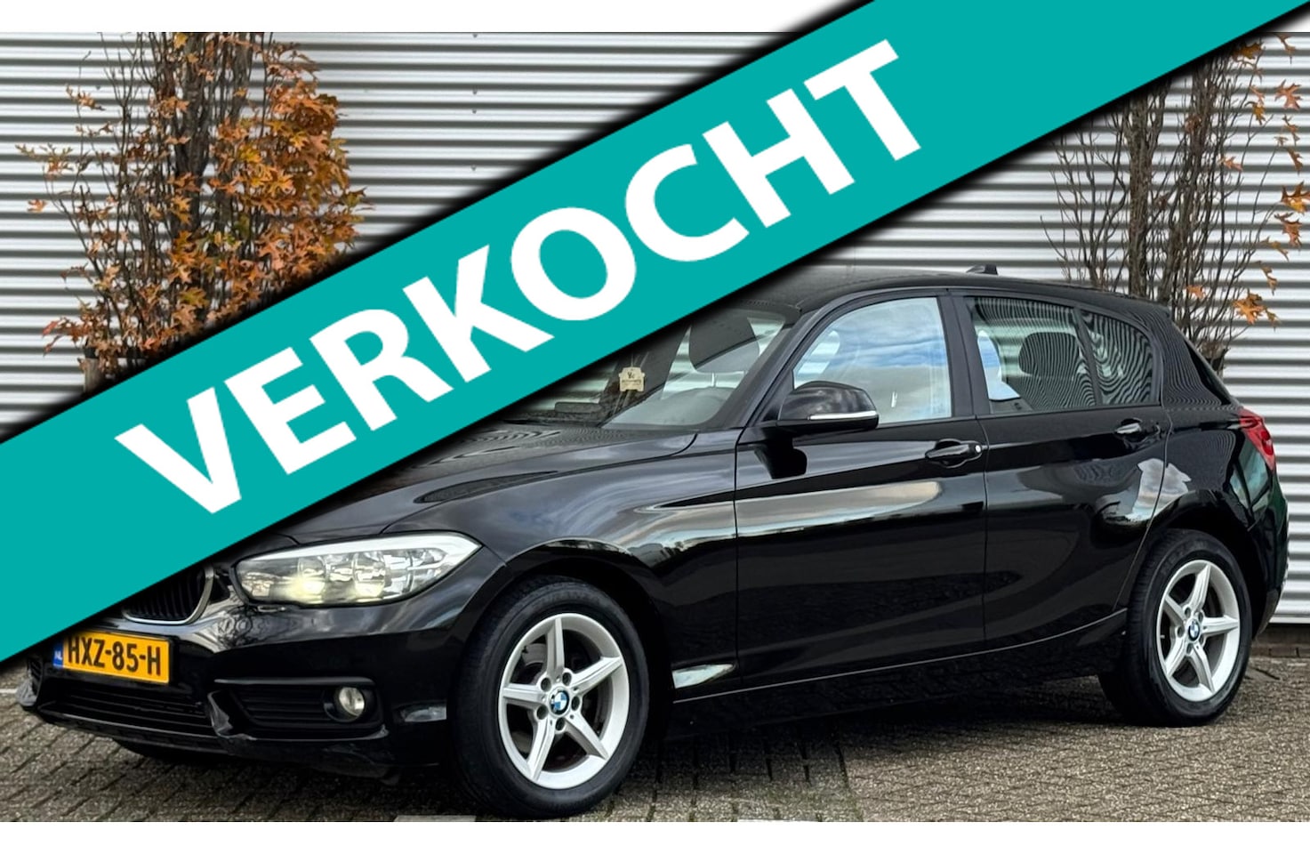 BMW 1-serie - 116i Essential 5 Deurs / LED / APK / GARANTIE - AutoWereld.nl