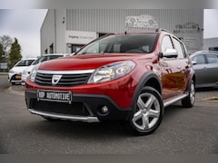 Dacia Sandero Stepway - 1.6 ✅Lage km stand | Leer | Trekhaak | Airco
