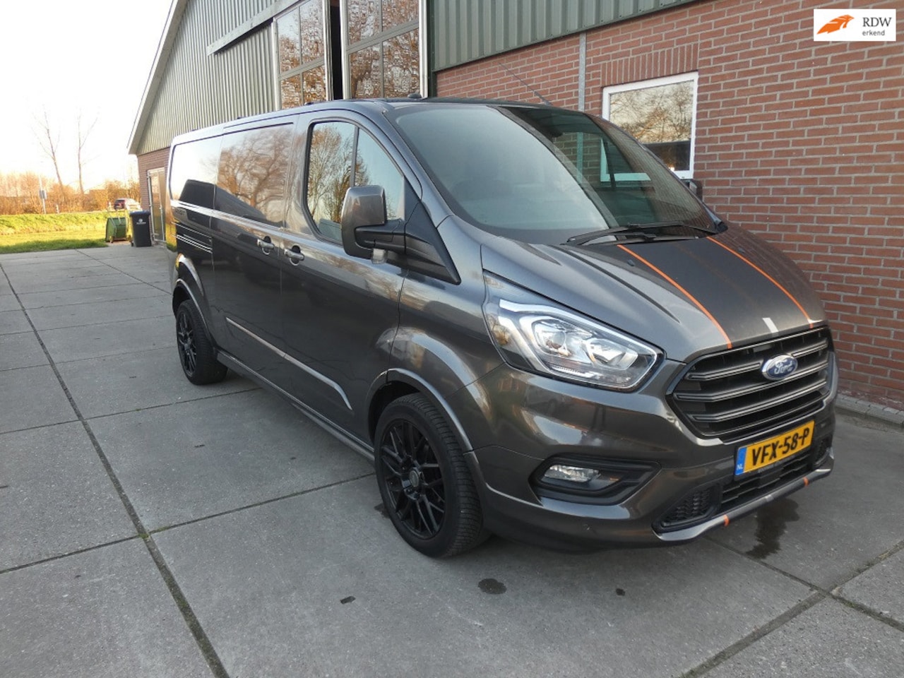 Ford Transit Custom - 320 2.0 TDCI L2H1*Sport*dub.schuifdeuren - AutoWereld.nl