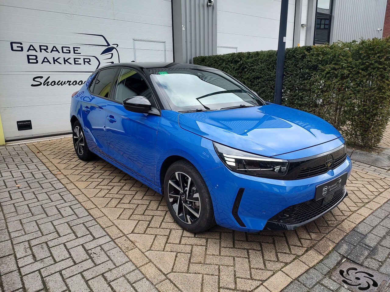 Opel Corsa - 1.2 GS Line 100PK Navigatie Led Keyless Android Digitaal-Cockpit Cruise. Dodehoek-Detectie - AutoWereld.nl