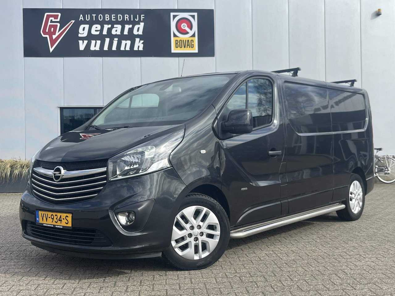 Opel Vivaro - 1.6 CDTI L2H1 SPORT NAV CAMERA PDC TREKHAAK - AutoWereld.nl