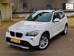 BMW X1 - SDrive18i Executive Clima Cruise Navi NAP 2e Eignr