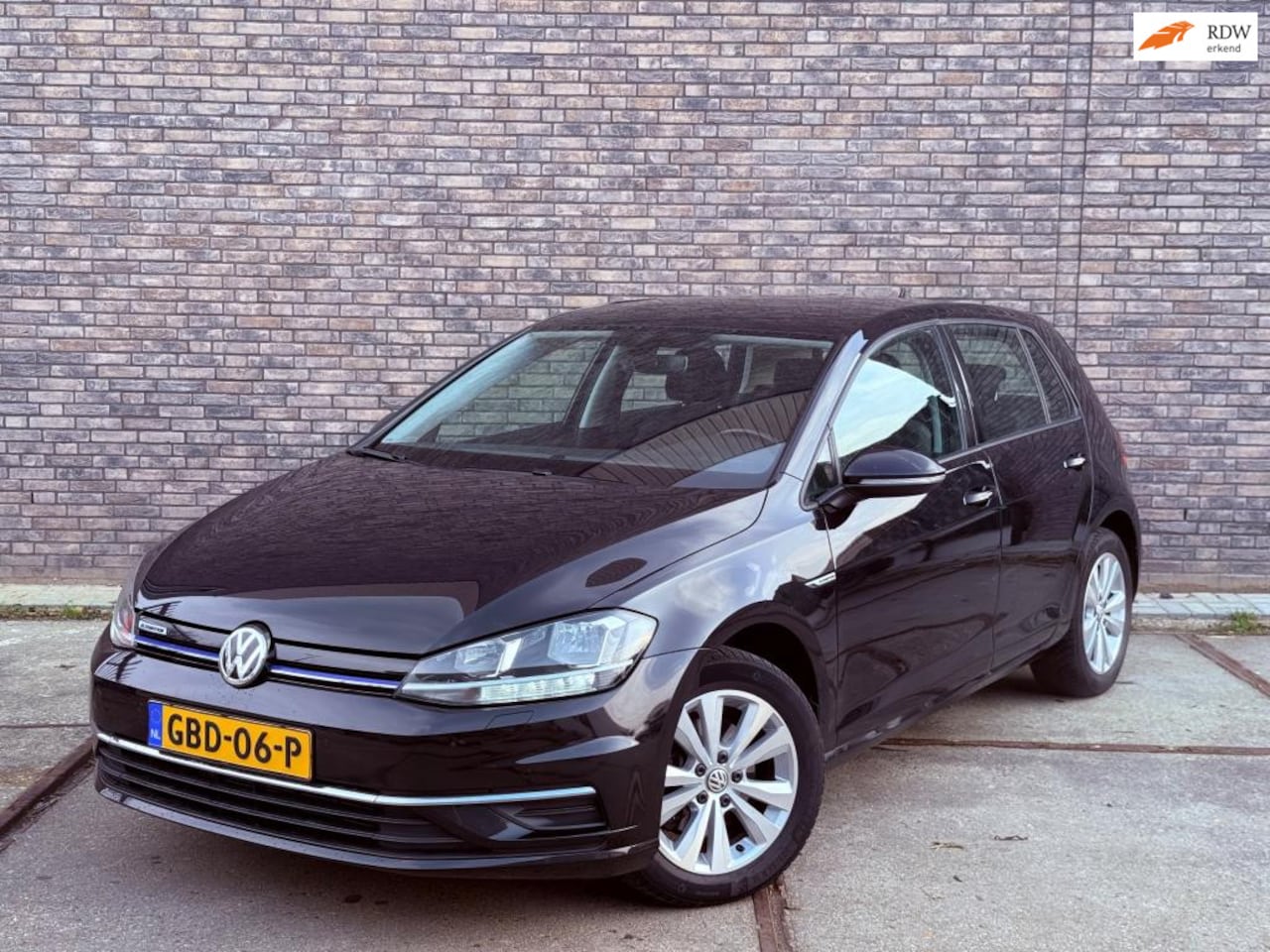 Volkswagen Golf - 1.5 TGI CNG Comfortline Adaptive Cruise Camera - AutoWereld.nl