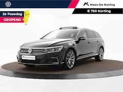 Volkswagen Passat Variant - 1.4 TSI 218pk DSG PHEV GTE Business · Panoramadak · Camera · Head-Up Display · Keyless · S