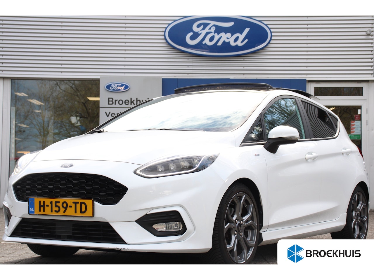 Ford Fiesta - 1.0EB ST-Line X | NL-AUTO! | 1E EIGENAAR! | PANODAK | WINTERPACK | FULL LED | DEALER OH! | - AutoWereld.nl