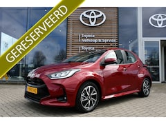 Toyota Yaris - 1.5 Hybrid Dynamic Automaat 116pk | 1e eigenaar | NL-auto | Parkeersensoren vóór én achter