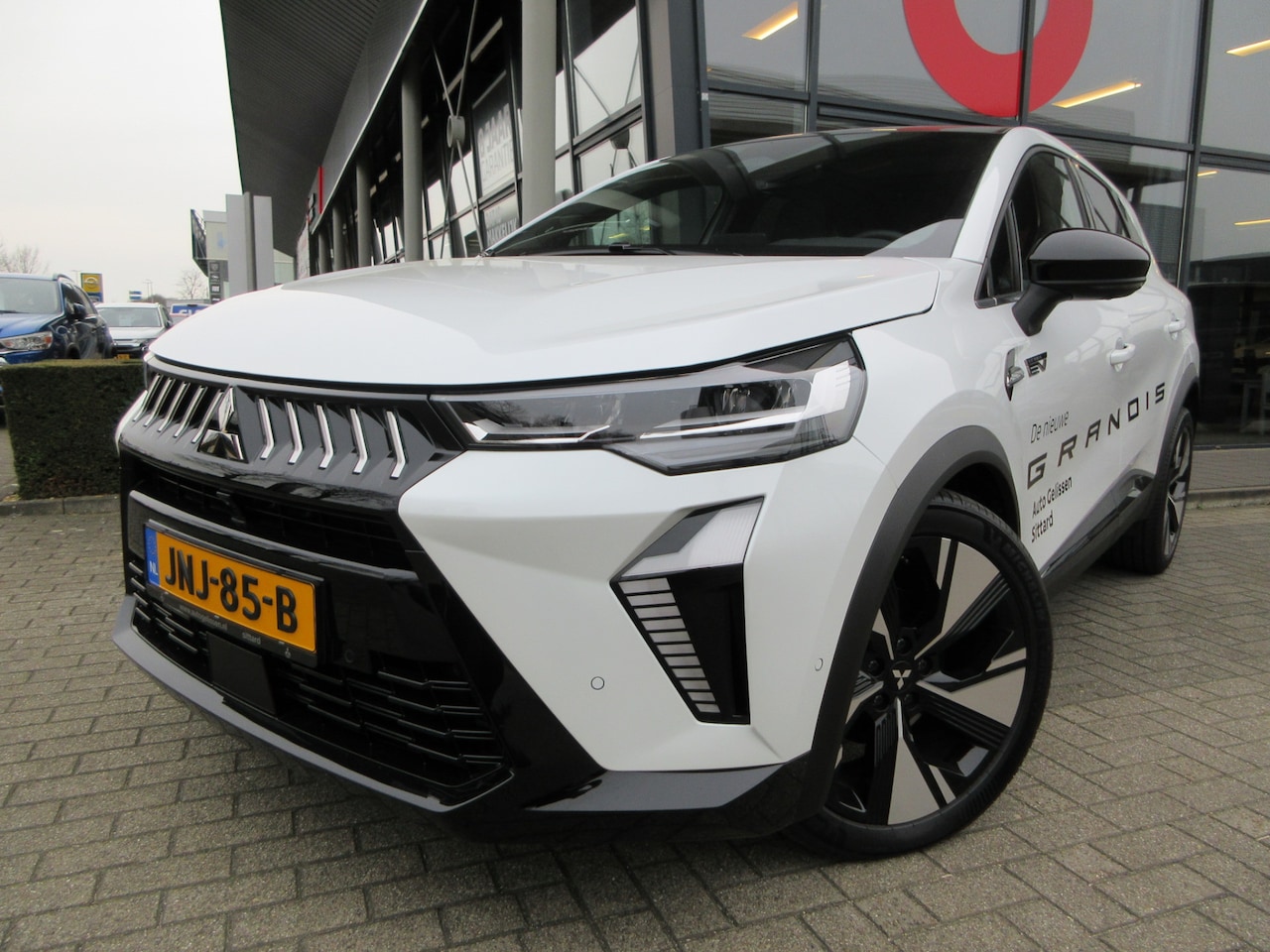 Mitsubishi Grandis - 1.8 HEV Instyle AUTOMAAT 160 PK - AutoWereld.nl