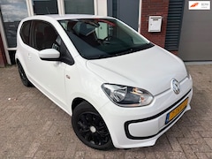 Volkswagen Up! - 1.0 move up BlueMotion / Navi / Airco / NAP