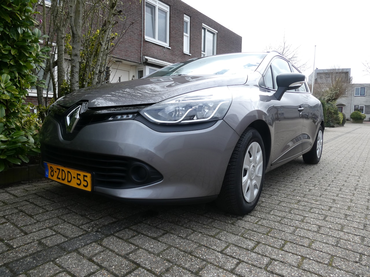 Renault Clio Estate - 0.9 TCe Authentique - AutoWereld.nl
