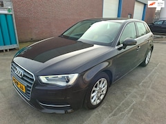 Audi A3 Sportback - 1.2 TFSI Attraction Pro Line plus goed onderhouden