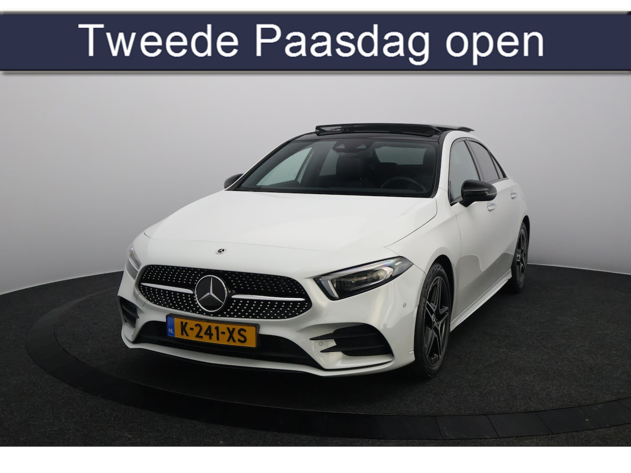 Mercedes-Benz A-klasse - 200 Business Solution AMG | 7200 KM | Panoramadak | Matrix Led | Sfeerverlichting | Carpla - AutoWereld.nl