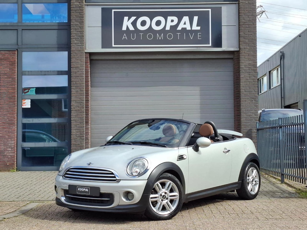 MINI Roadster - Mini 1.6 Cooper Chili | Navi | Leer | - AutoWereld.nl