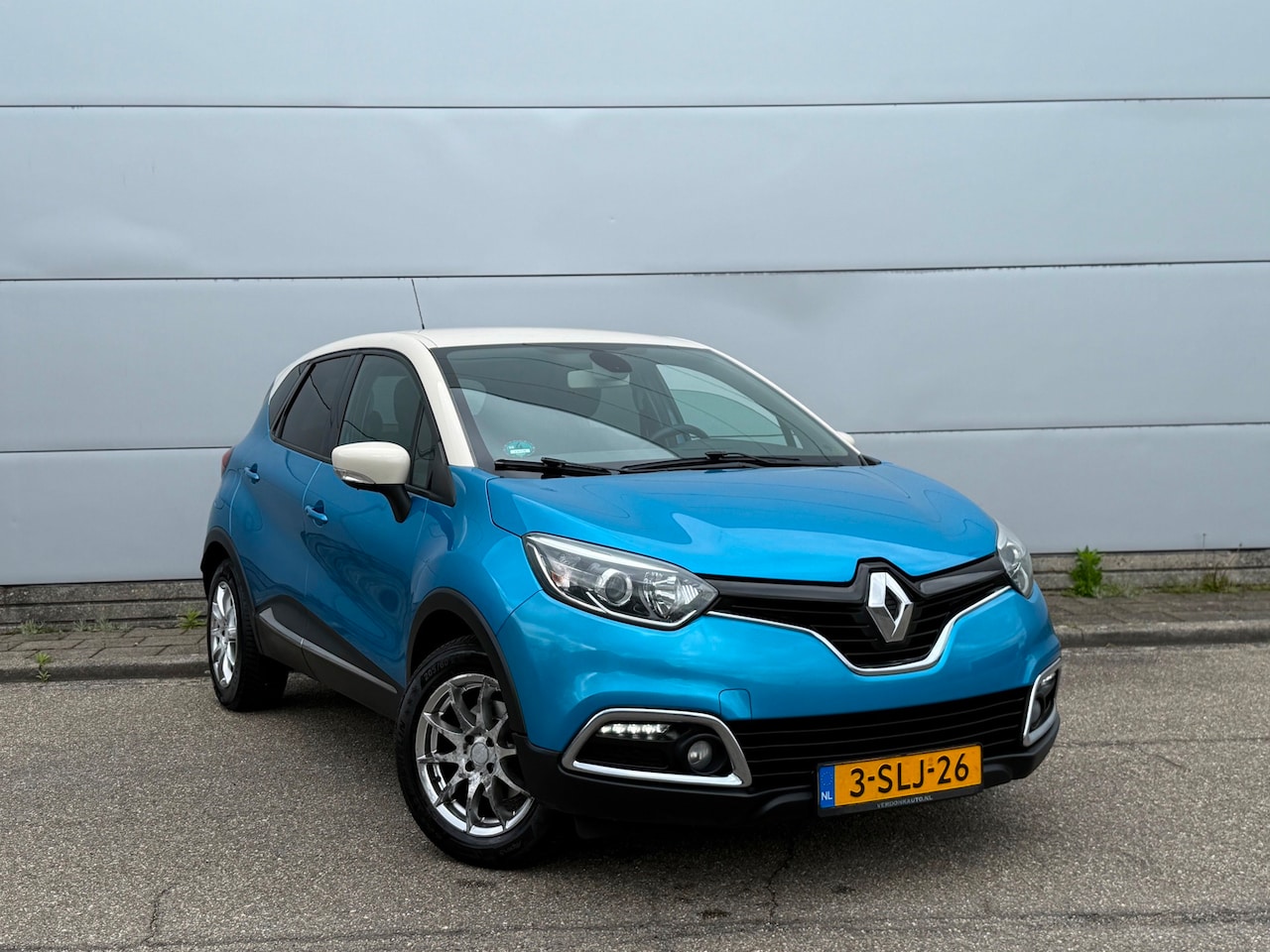 Renault Captur - 1.5 dCi Dynamique CAMERA|CLIMA|NAVI|PARKSENSOR - AutoWereld.nl