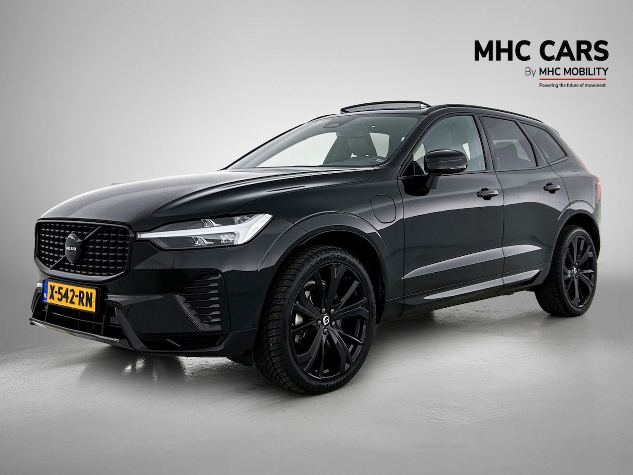 Volvo XC60 - 2.0 T6 Plug-in hybrid AWD Plus Black Edition | Navi | Clima | H&K audio | - AutoWereld.nl