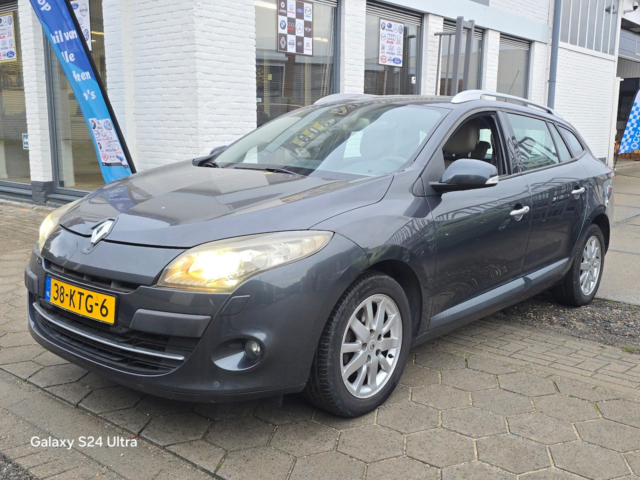 Renault Mégane Estate - 1.4 TCe Privilége*1 e eig*luxe uitvoering*nap*apk*airco*navi*leer*stoelverwarming*inruil m - AutoWereld.nl