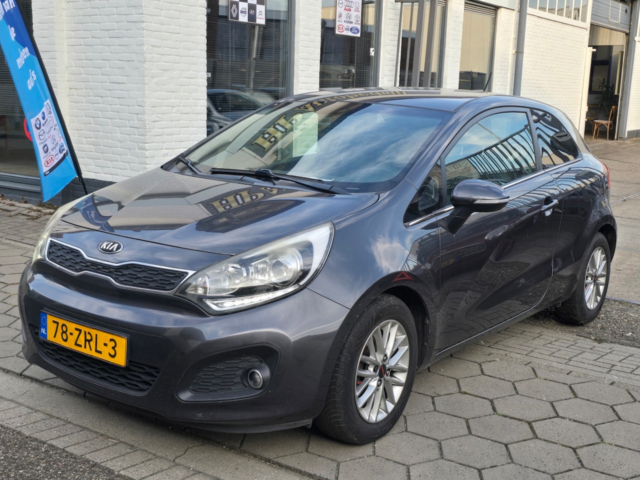 Kia Rio - 1.2 CVVT Super Pack rijd rem schakel zeer goed nap apk airco inruil mog!!! - AutoWereld.nl