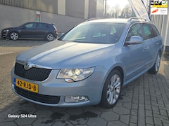 Skoda Superb Combi - 1.8 TSI Ambition Business Line*dealer onderhoud*zeer nette auto*nap*apk*airco*clima*rijd p