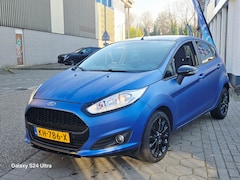 Ford Fiesta - 1.0 Style Ultimate*zeer nette auto*dealer onderhoud*nap*apk*airco*gewarpt blouw mat*velgen